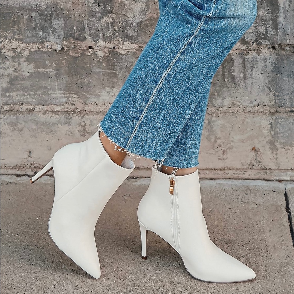 Lulus Selenah White Pointed Toe Ankle Booties